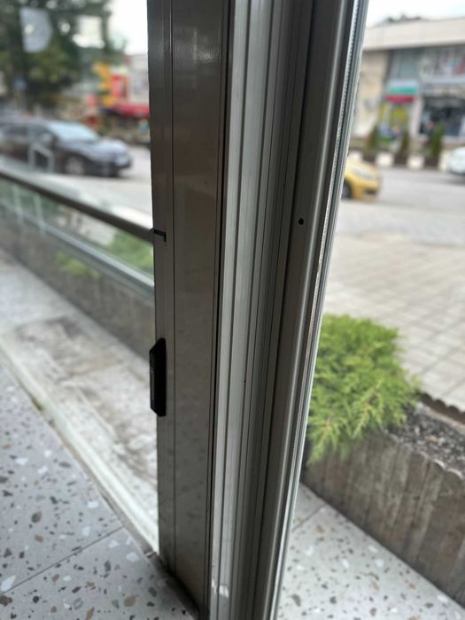 Цялостна остъклена конструкция за лятна градина