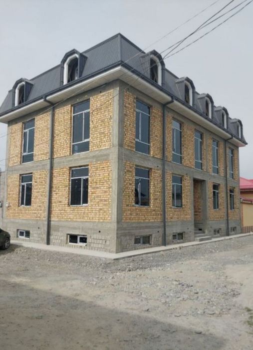 Продаётся дом 3 этаж