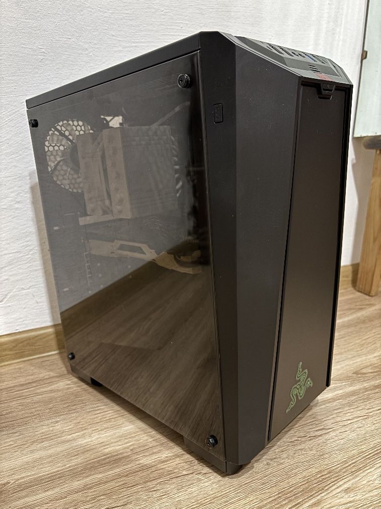 Vând unitate PC Gaming Ryzen 7 3800x, 16gb RAM, GTX 1080TI