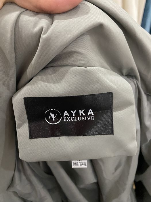 Продам женскую зимнюю куртку