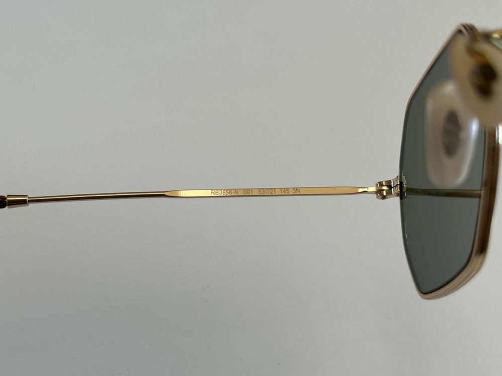 Слънчеви очила Ray-Ban Octagonal RB3556
