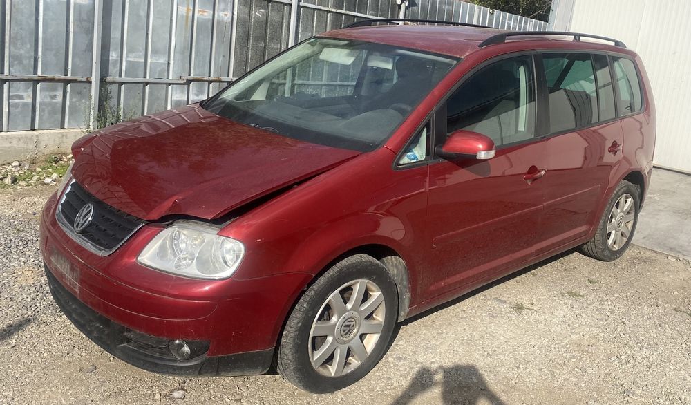 VW Touran 1.9tdi на ЧАСТИ