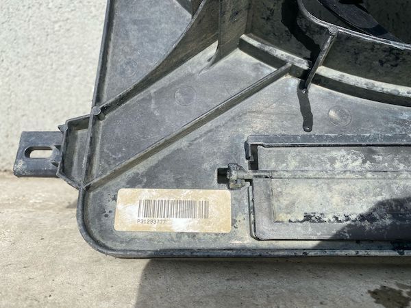 Ventilator radiator Volvo XC60 2009-2017 31293777 6G91-8C607-ND