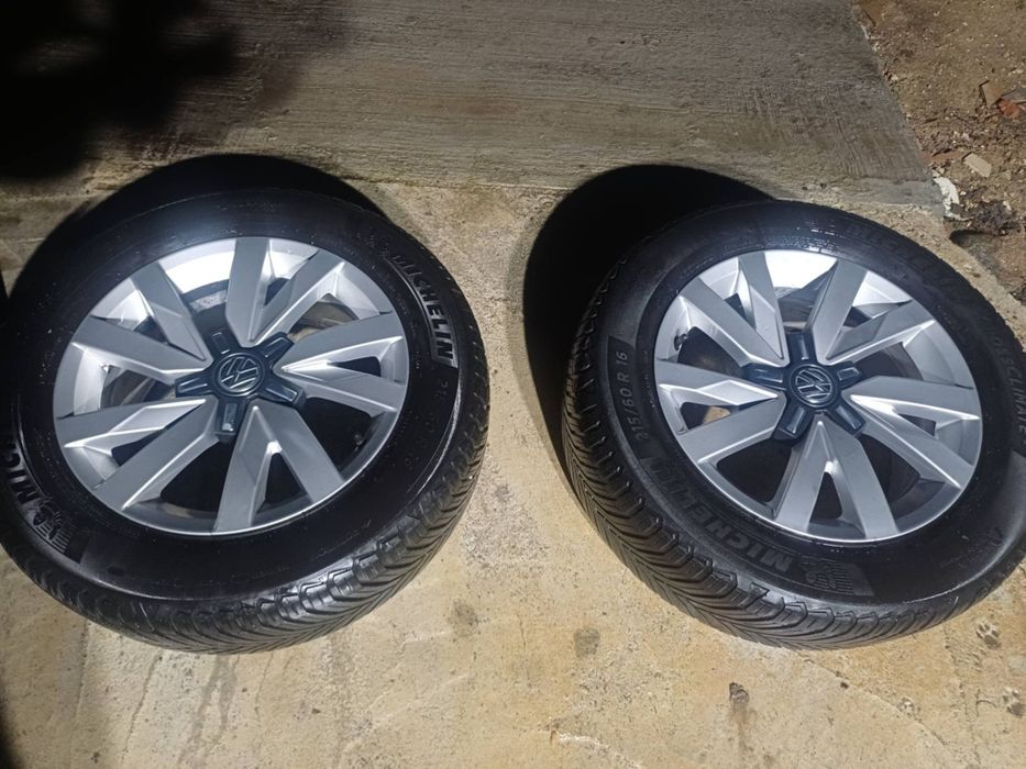 Cauciucuri cu jante 215/60 R 60 M+S