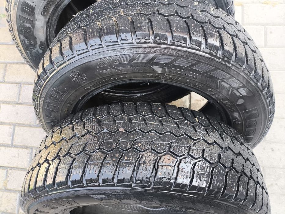Зимние Автошины 15е  в хорошем состоянии