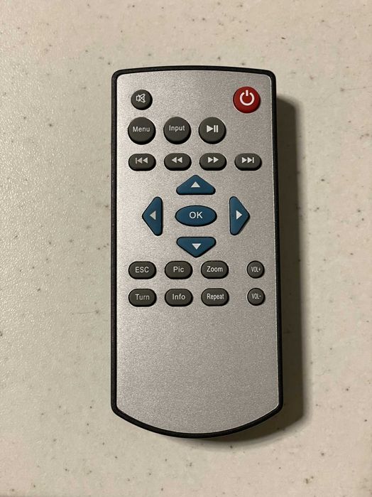 Малък лед проектор