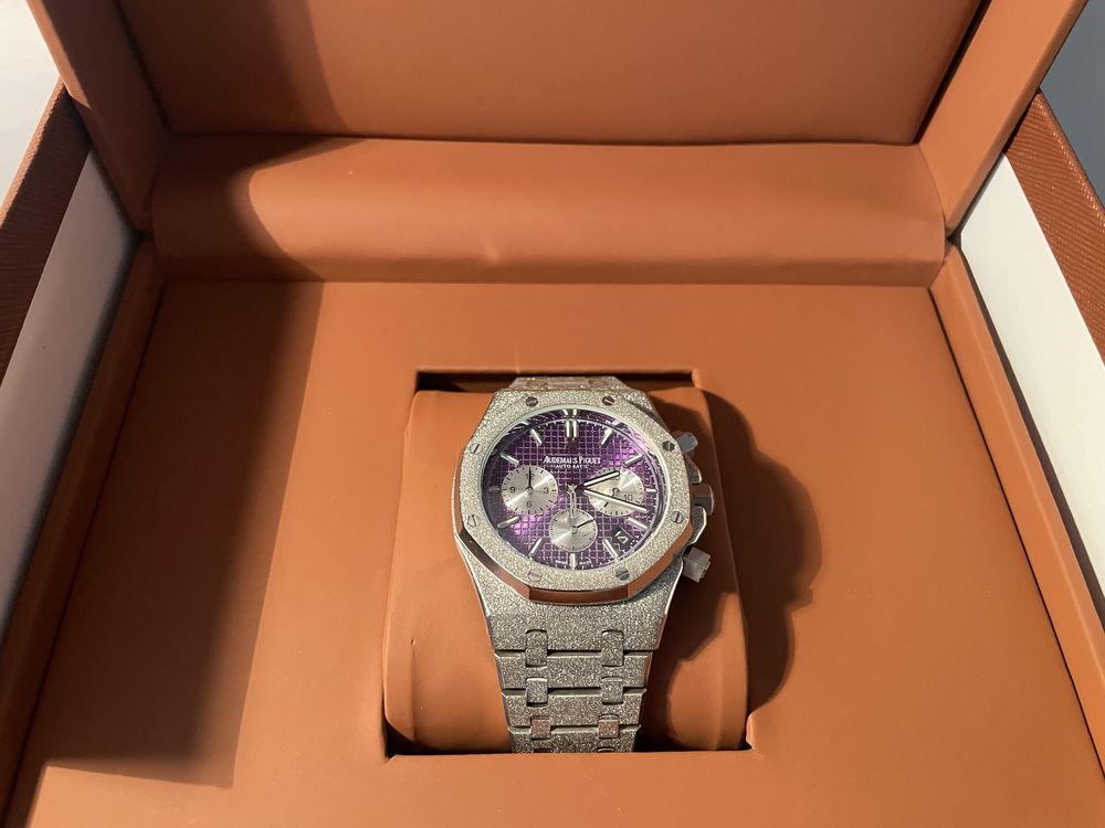 Часовник Audemars Piguet Royal Oak Chronograph Frosted White purple di