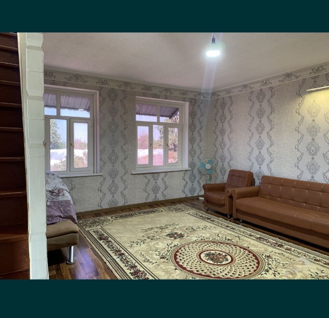 Продаётся Дача 12 соток
3 этажный дом 6 комнат 2 балкона
От Ташкента 4