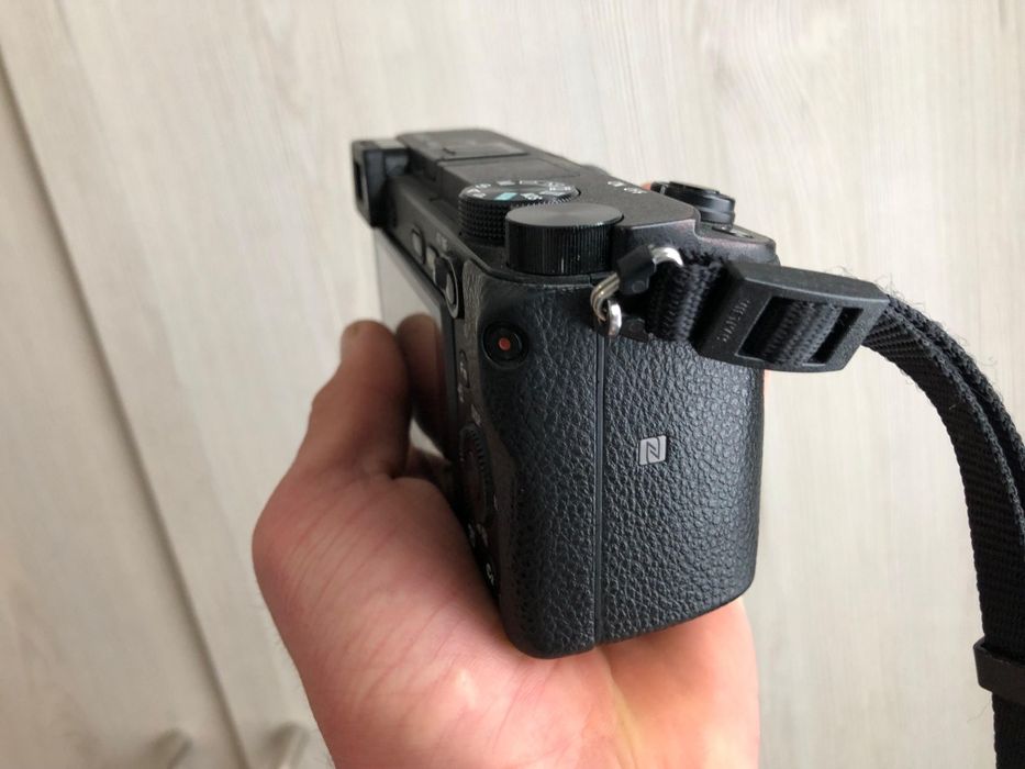 Sony a6300 mirrorless 4k body