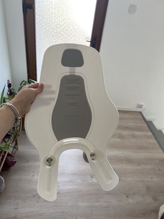 Scaun portabil baie bebelus - alb/gri