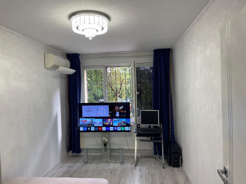 Proprietar , Vând apartament 2 camere peste stradă de Metrou Dristor i