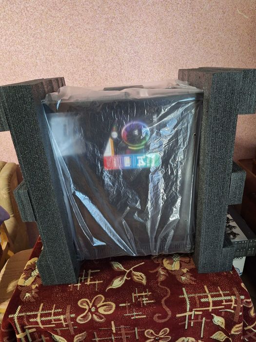 Carcasa PC Thermaltake View 37