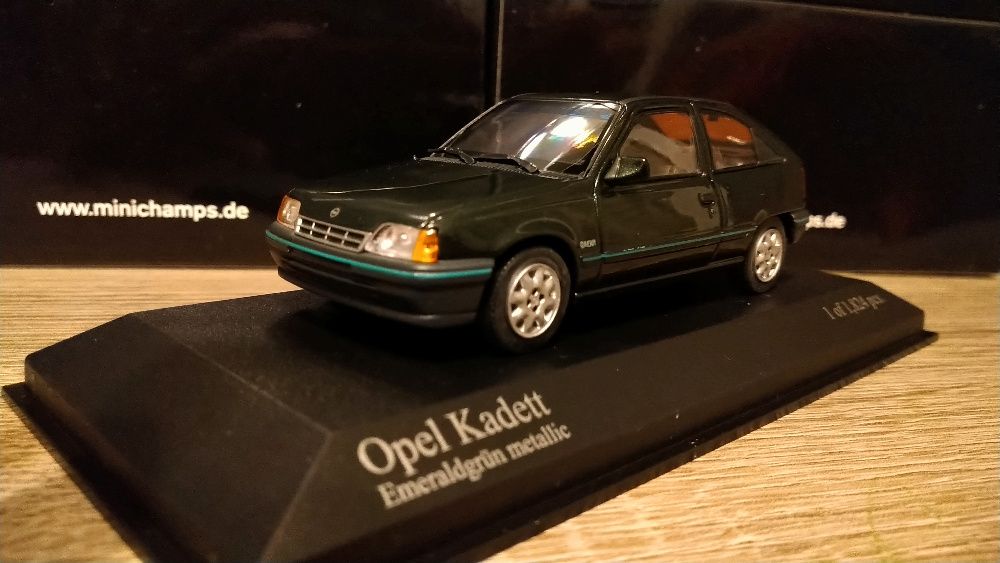 Macheta Opel Kadett Minichamps 1:43