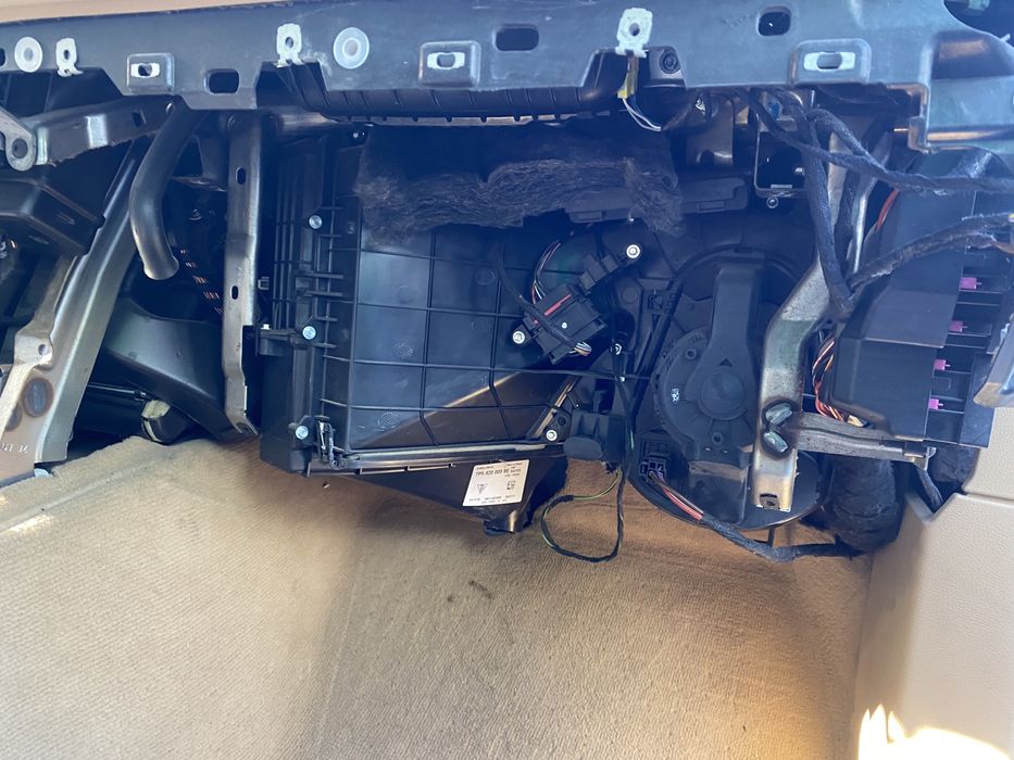 Carcasă aerotermă Porsche Cayenne 2014 volan stânga