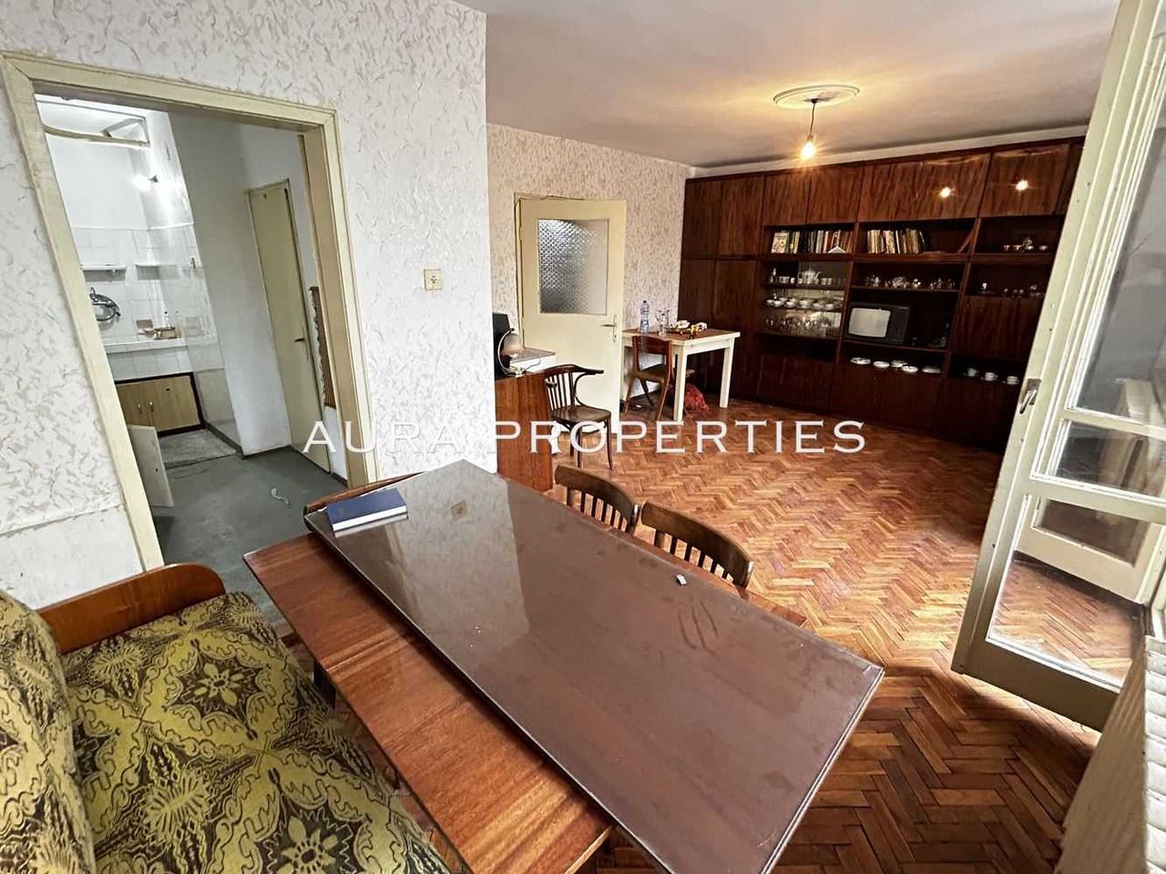 Продава се Тристаен апартамент в Разград, Варош - 88 кв.м за 1102 €/кв.м - Снимка #1