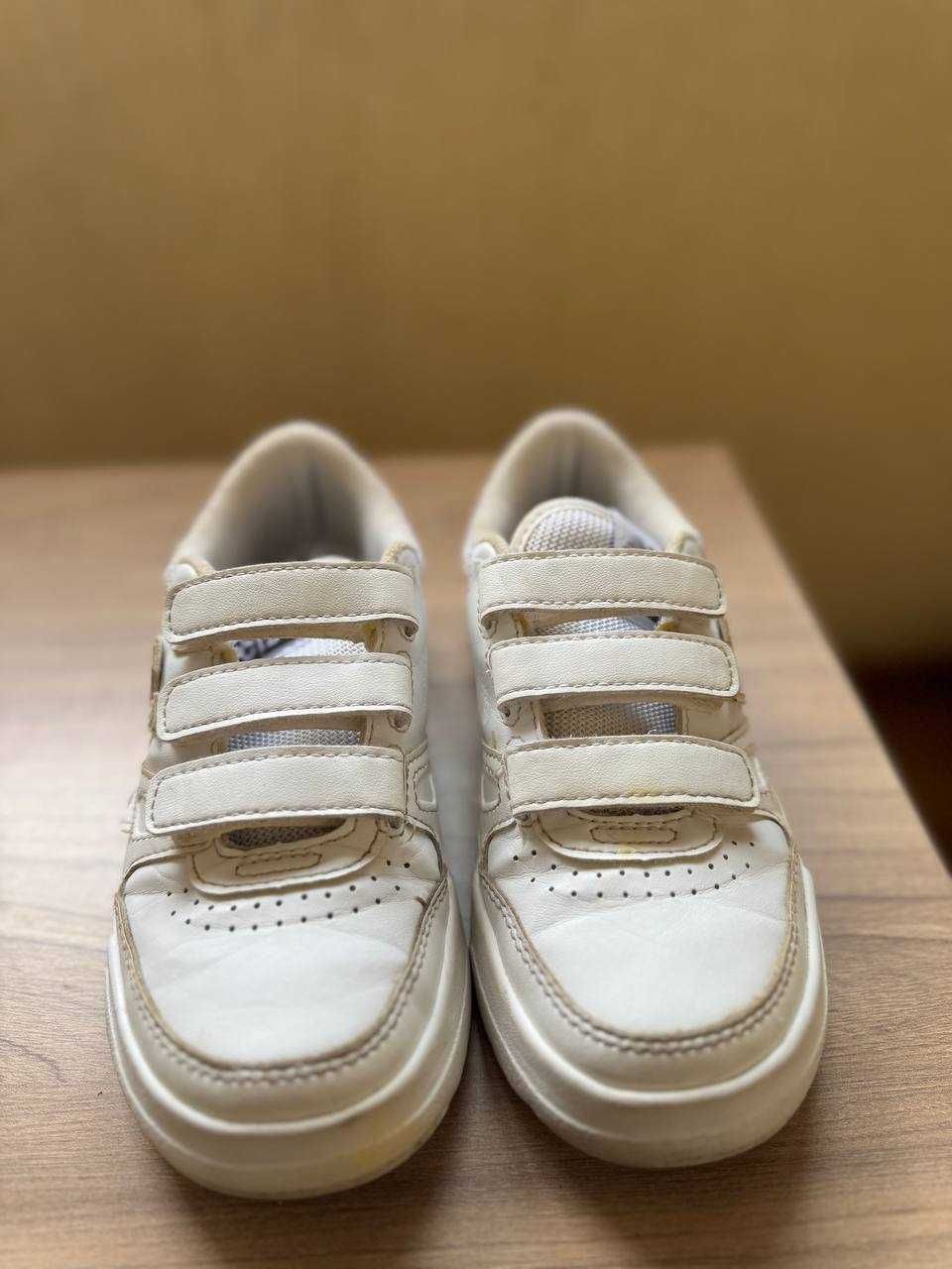Детские кроссовки New Balance