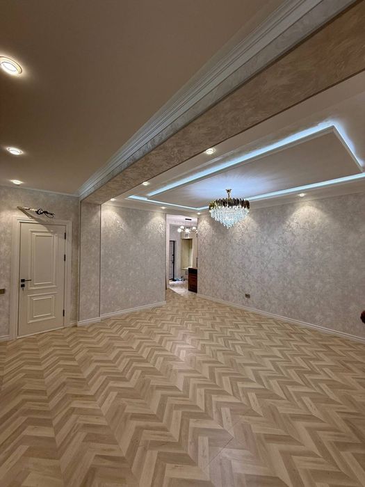 Продам 3/7/10 107м2 в ЖК Саламатина, ор-р: братские могилы