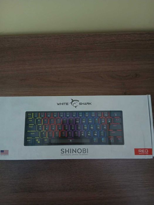 LED Клавиатура черна