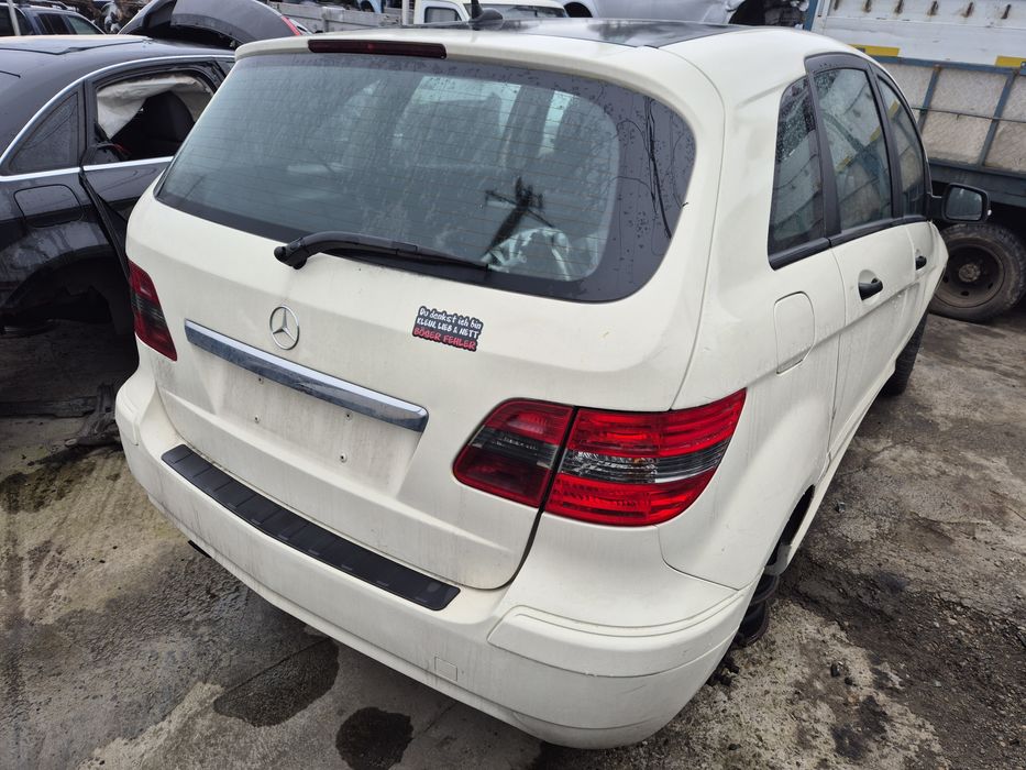 Dezmembram Mercedes B Class W245 2007 180cdi Automat