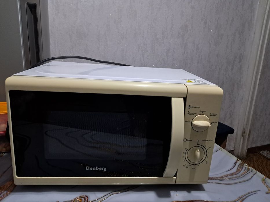 Продам микроволновую печь Elenberg
