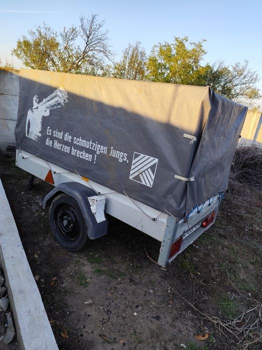 Remorcă auto 750 kg.