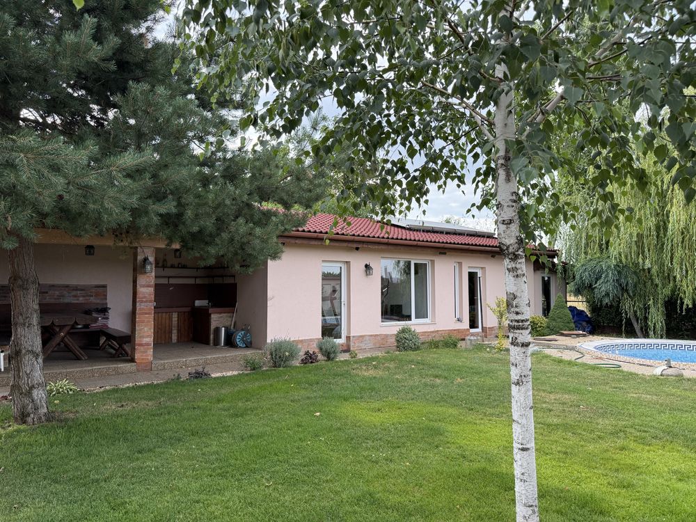 Casa de inchiriat