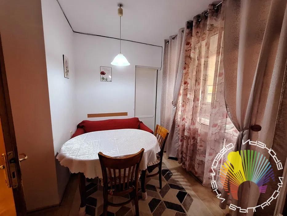 Дава се под наем Тристаен апартамент в Бургас, Братя Миладинови - 70 кв.м за 433.5 € - Снимка #3