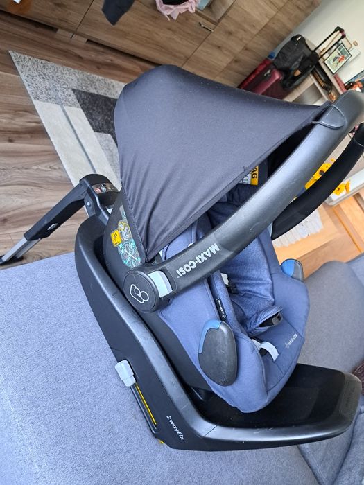 Scoica + suport isofix Maxi cosi