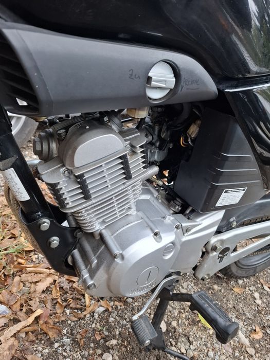 Yamaha YBR 125.  20000km