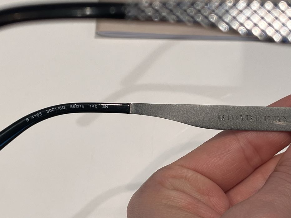 Дамски слънчеви очила BURBERRY