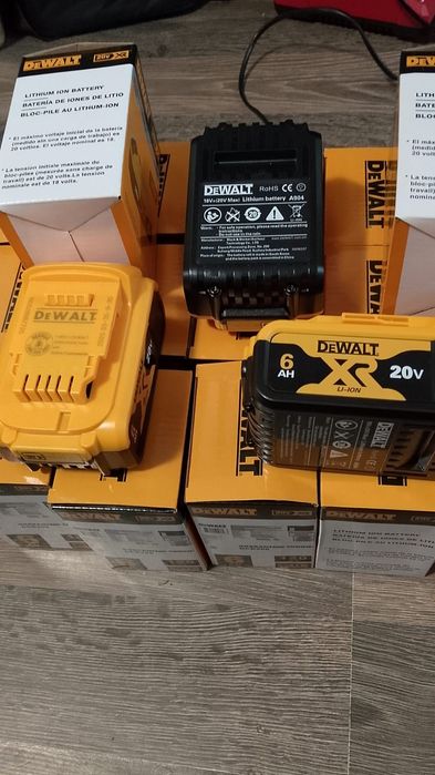 10 acumulatori dewalt 6A