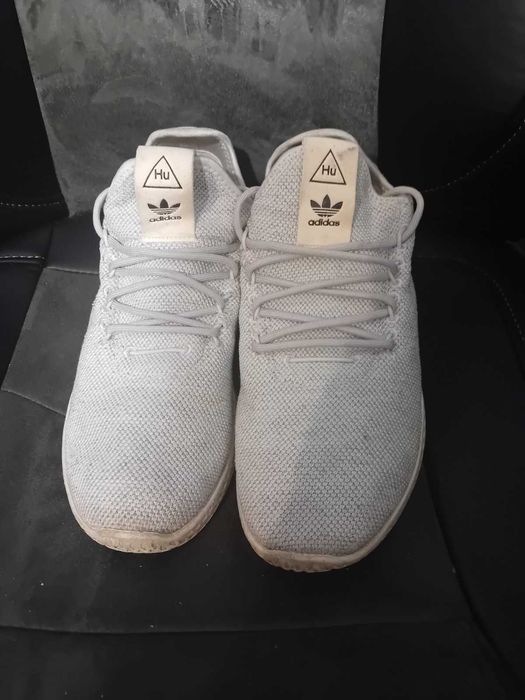 Адидас Pharrell Williams 42-43 номер