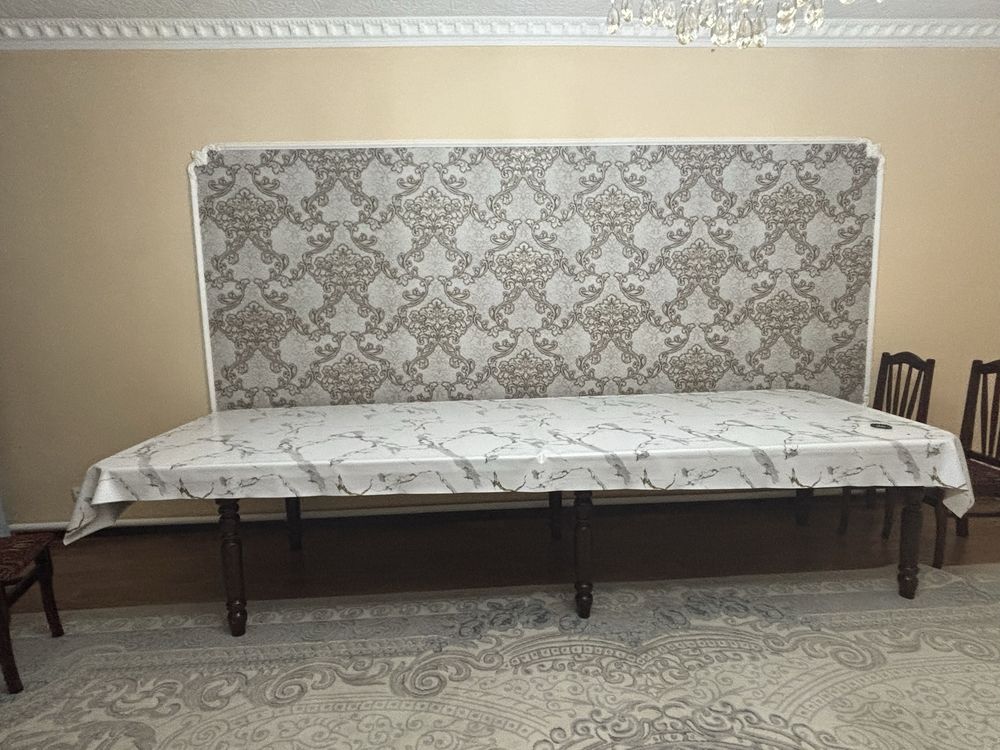 деревянный раскладной стол со стульями (б/у)