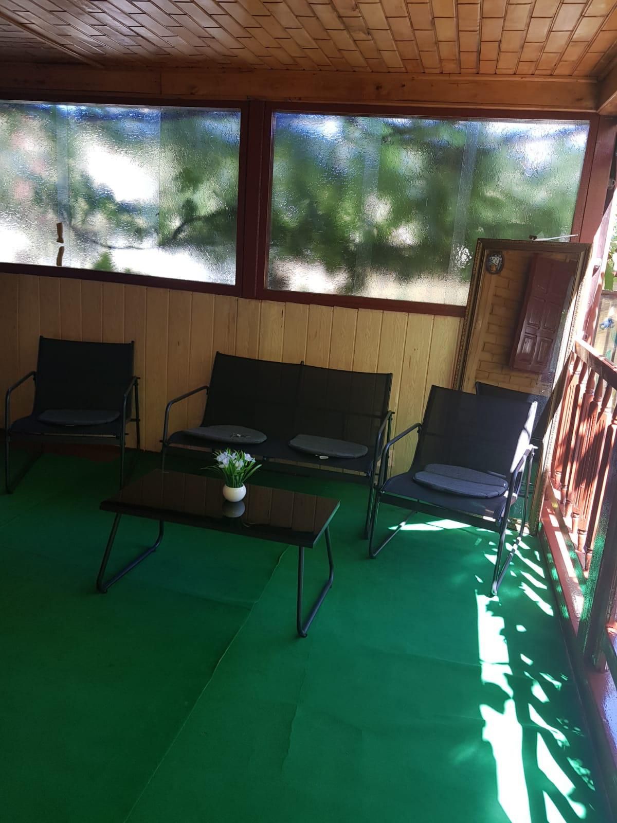 Vindem 2 corpuri de casa in Eforie Nord