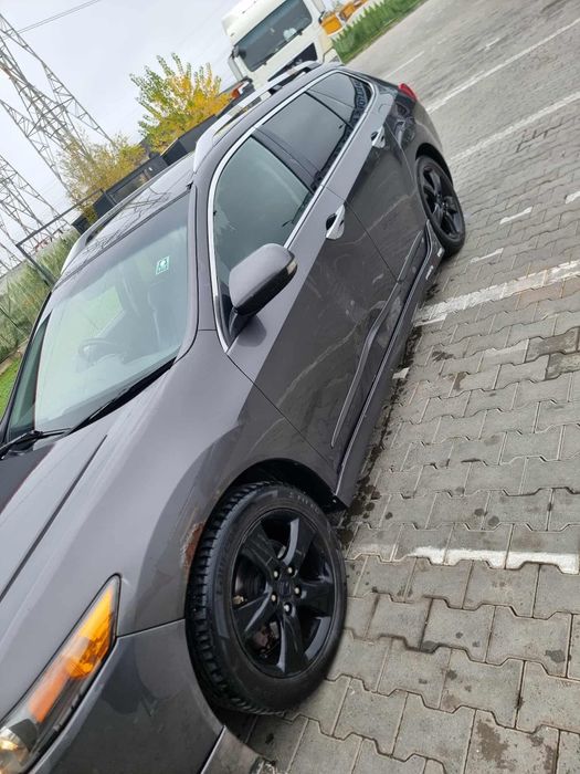 Vând Honda acord 2010