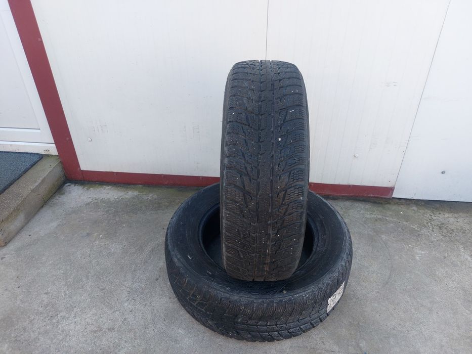 100 lei bucata! Doua anvelope M+S/IARNA 225 65 17 Nokian