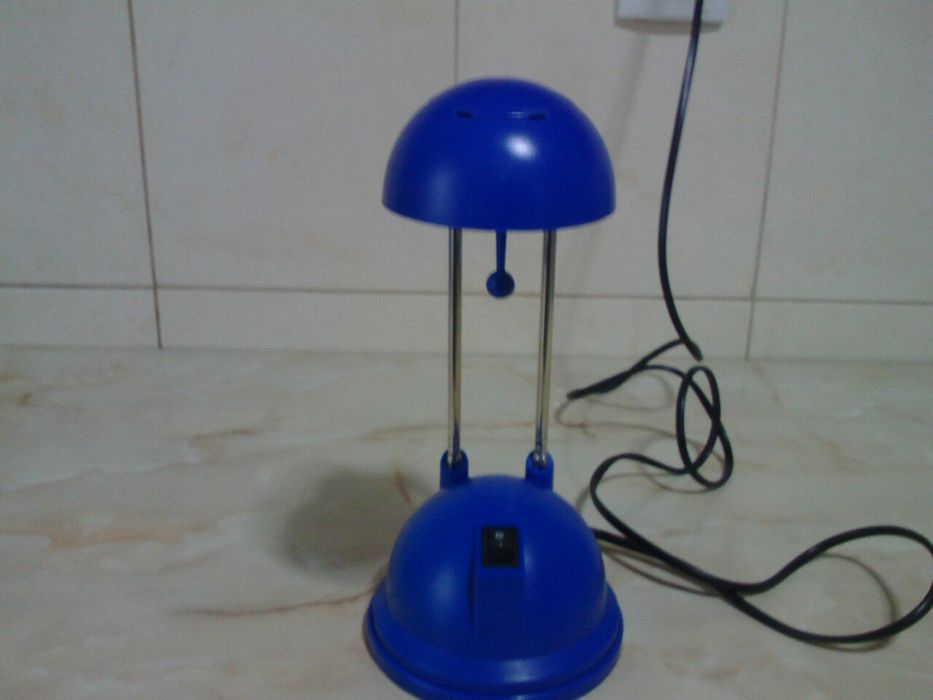 Veioza/lampa de birou,Stare f. buna!