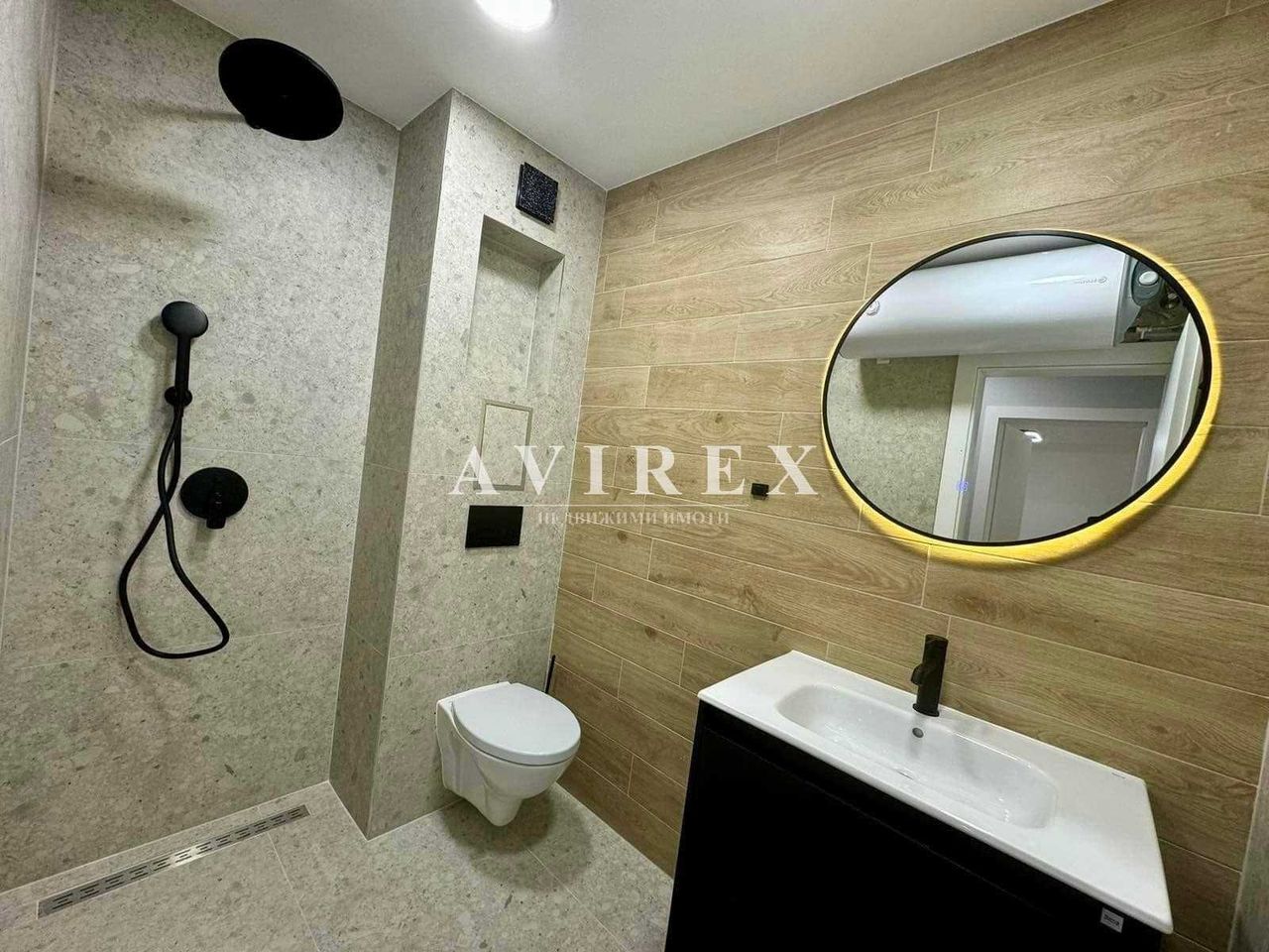 Продава се Двустаен апартамент в Пловдив, Остромила - 65 кв.м за 1839 €/кв.м - Снимка #4