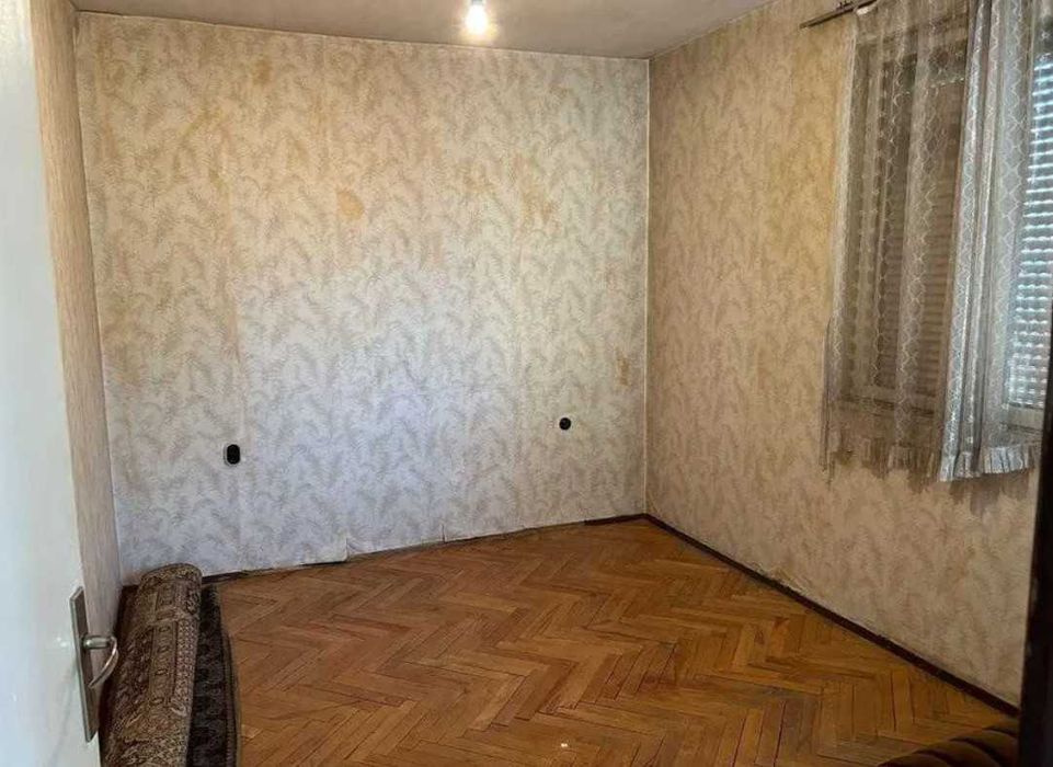 Продава се Тристаен апартамент в Пловдив, Каменица 1 - 100 кв.м за 1470 €/кв.м - Снимка #3