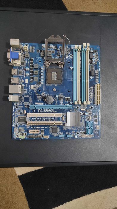 Placa de baza gigabyte ga-h61m-d2h