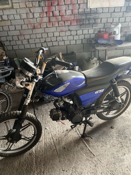 Продам мопед 110куб второи в придачу