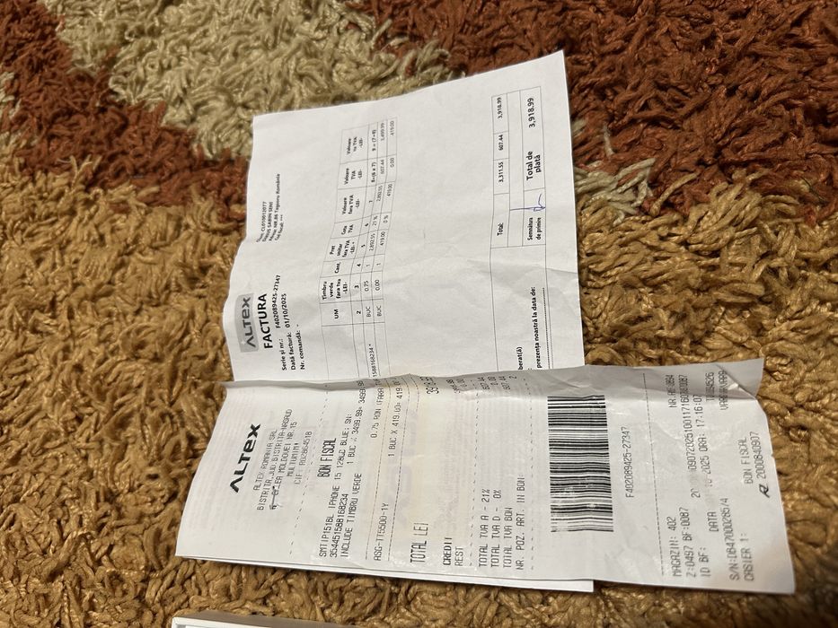 Vand iphone 15 simpul