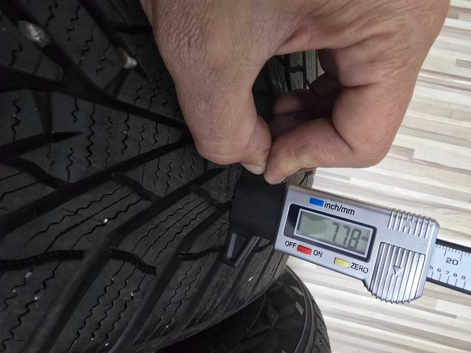 2 anvelope iarna 2155/55R17 Kumho 2023 ca noi