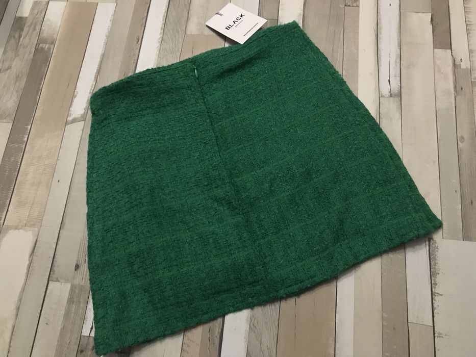 Пола букле в зелен цвят