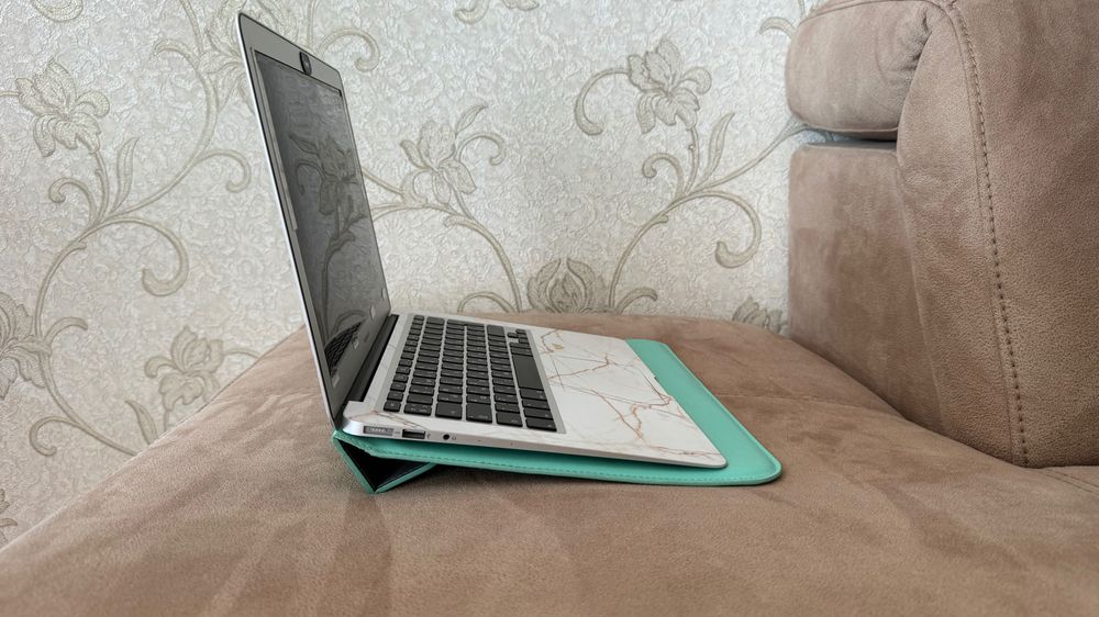 MacBook Air 13, 2017 год 128 Гб