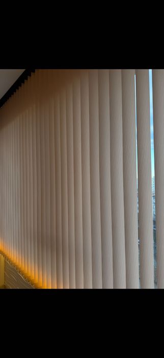 Офис вертикални щори