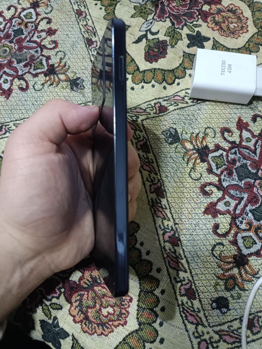 Tecno pova 5 8/128 full komplekt