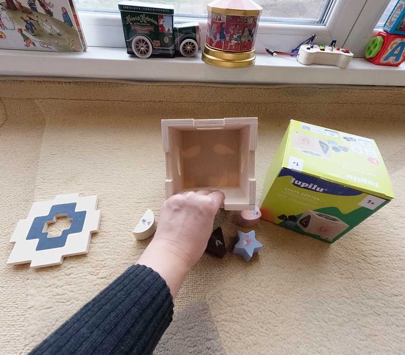 Jucarie sortare, cub pentru bebe cu 5 forme