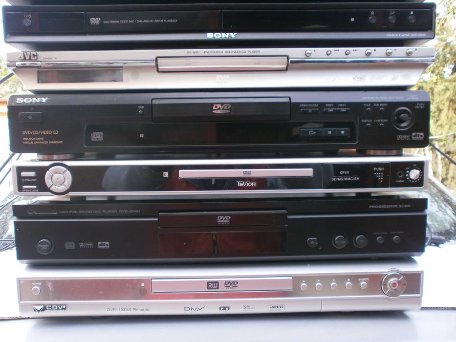 lot dvd uri diverse marci