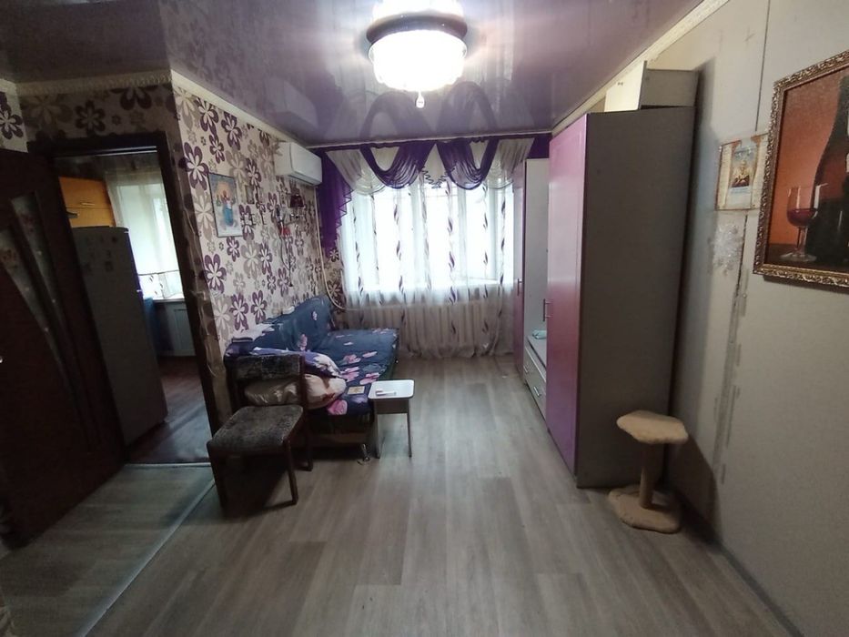 Продам 1 комнатную в ройоне Бородинского